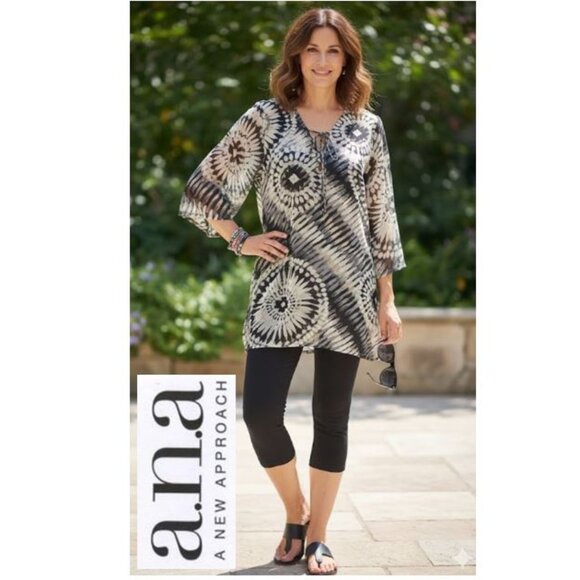 a.n.a. A New Approach, Boho style 3/4 sleeve pullover tunic top with front tie - Picture 1 of 8